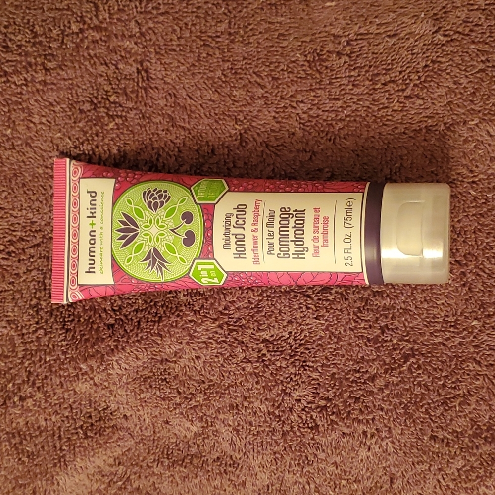 Human + kind Moisturizing Hand Scrub 75 ml